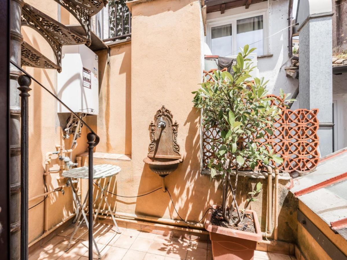 The Best Rent - Two-Bedroom Apartment With Terrace Near Trevi Fountain Rome Luaran gambar