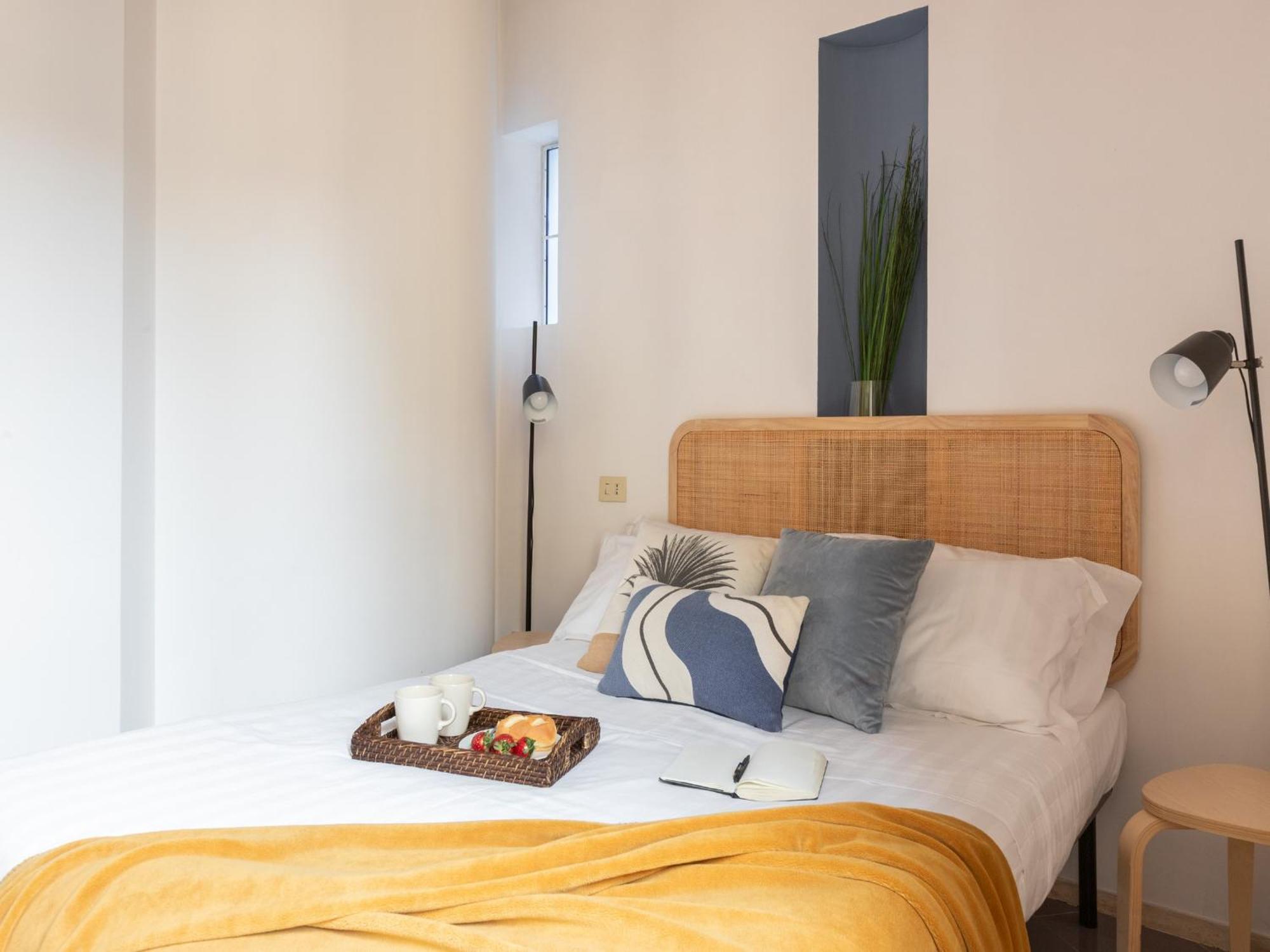 The Best Rent - Two-Bedroom Apartment With Terrace Near Trevi Fountain Rome Luaran gambar